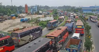 ঢাকা-টাঙ্গাইল-যমুনা সেতু মহাসড়কে ১৪ কিলোমিটার এলাকায় যানজট